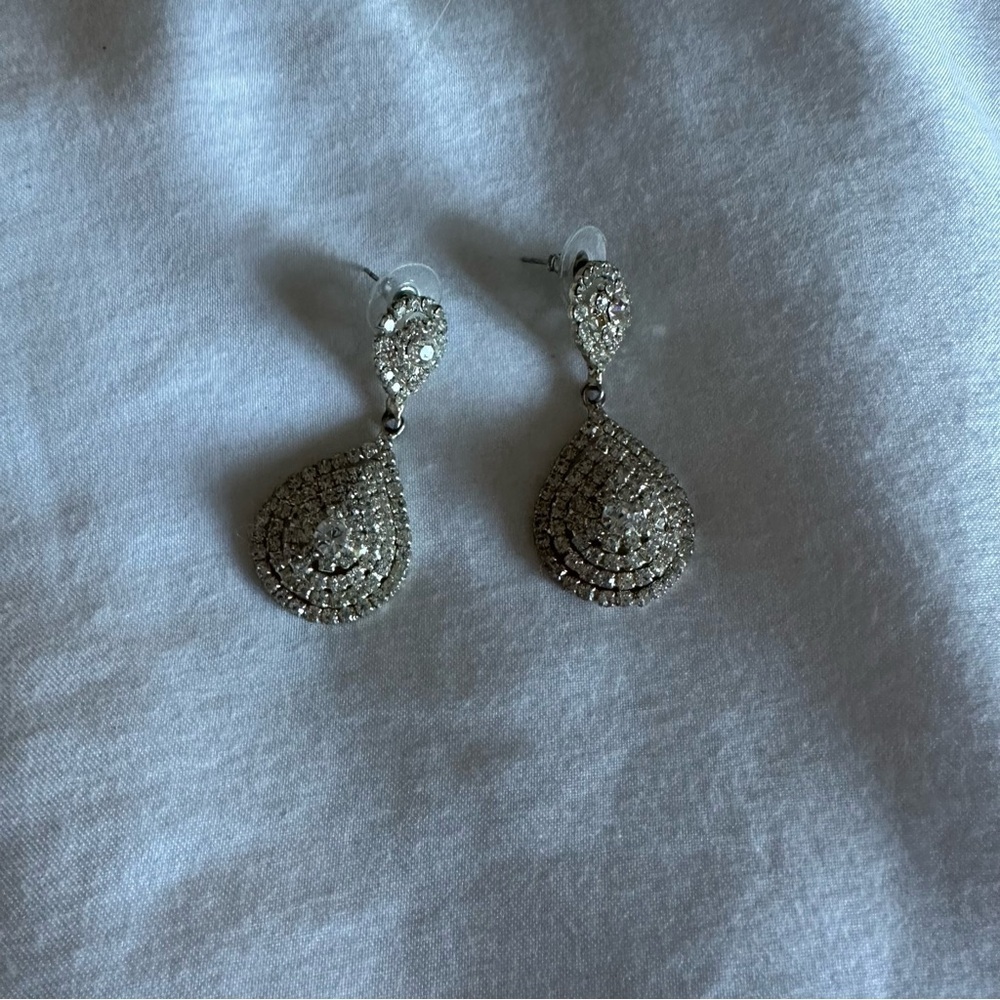 Small Silver Crystal Drop Earrings